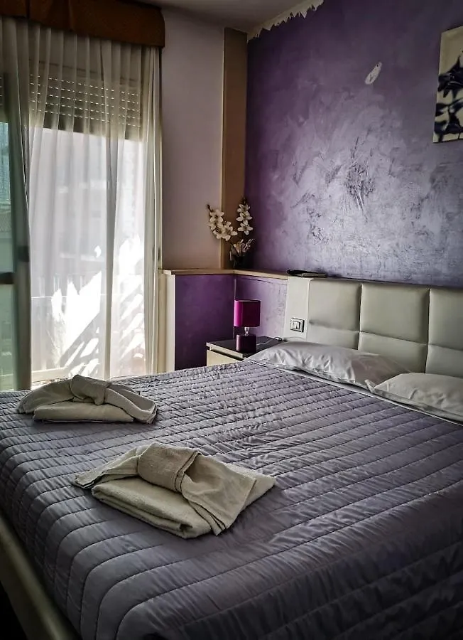 Hotel Palma Benessere Римини