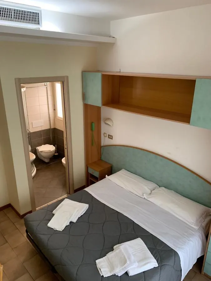 Hotel Palma Benessere Римини