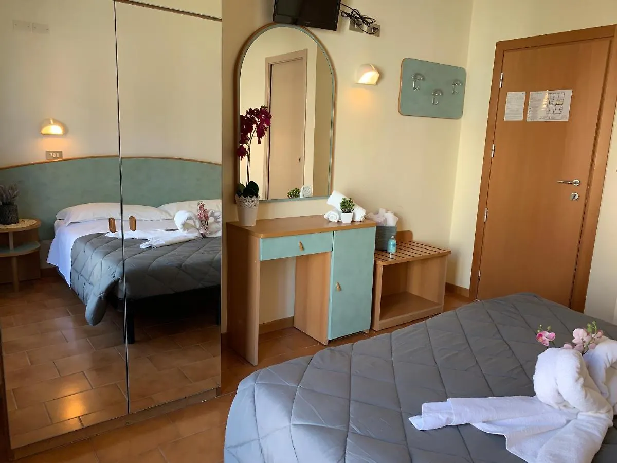 Hotel Palma Benessere Римини