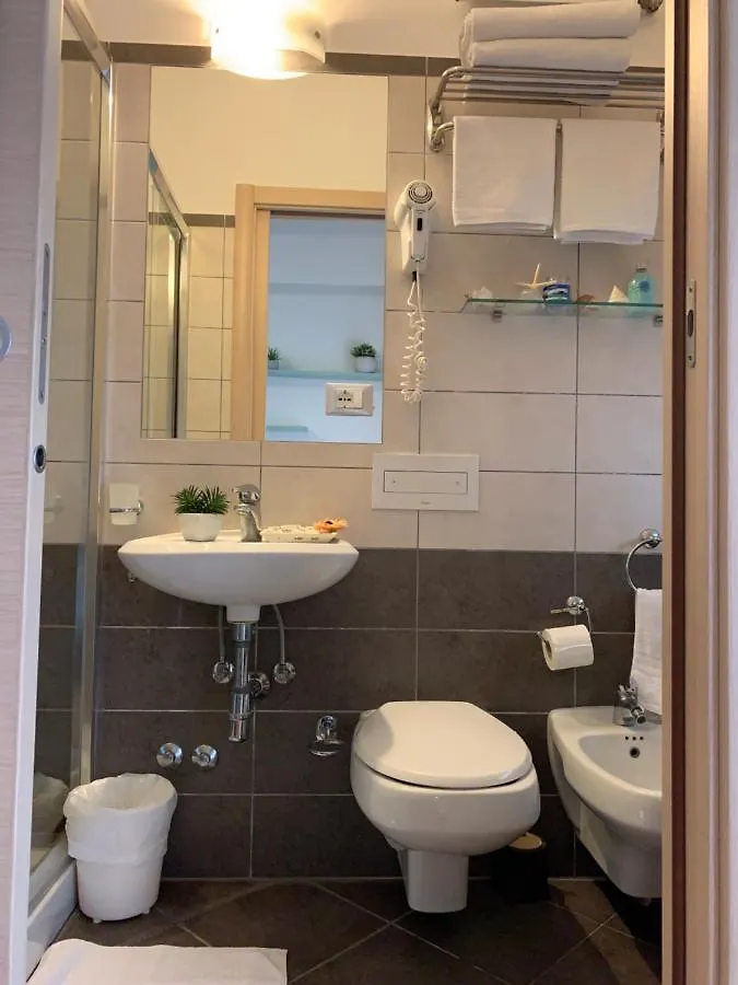 Hotel Palma Benessere Римини